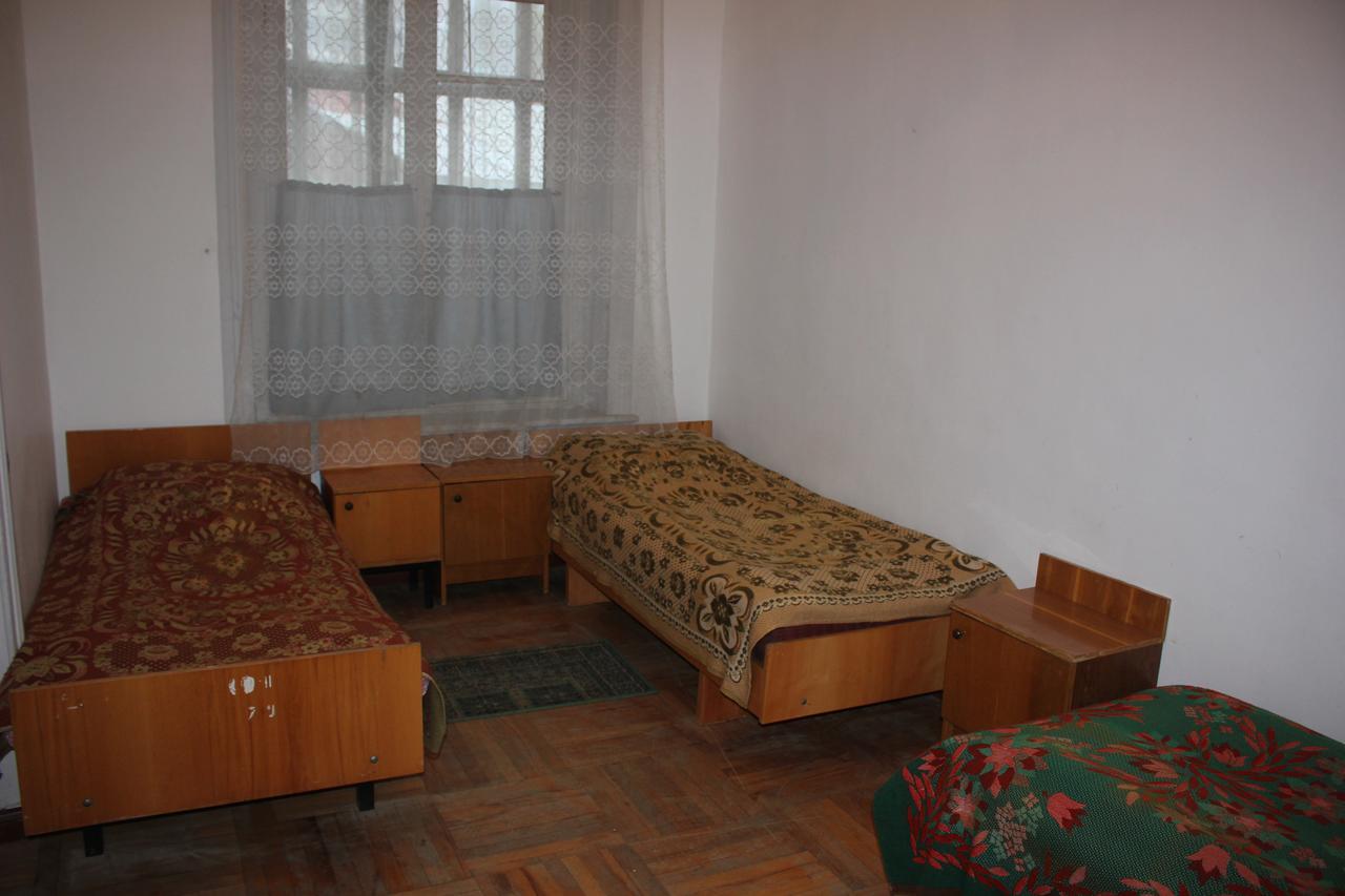 Firuza Hostel Bordschomi Exterior foto